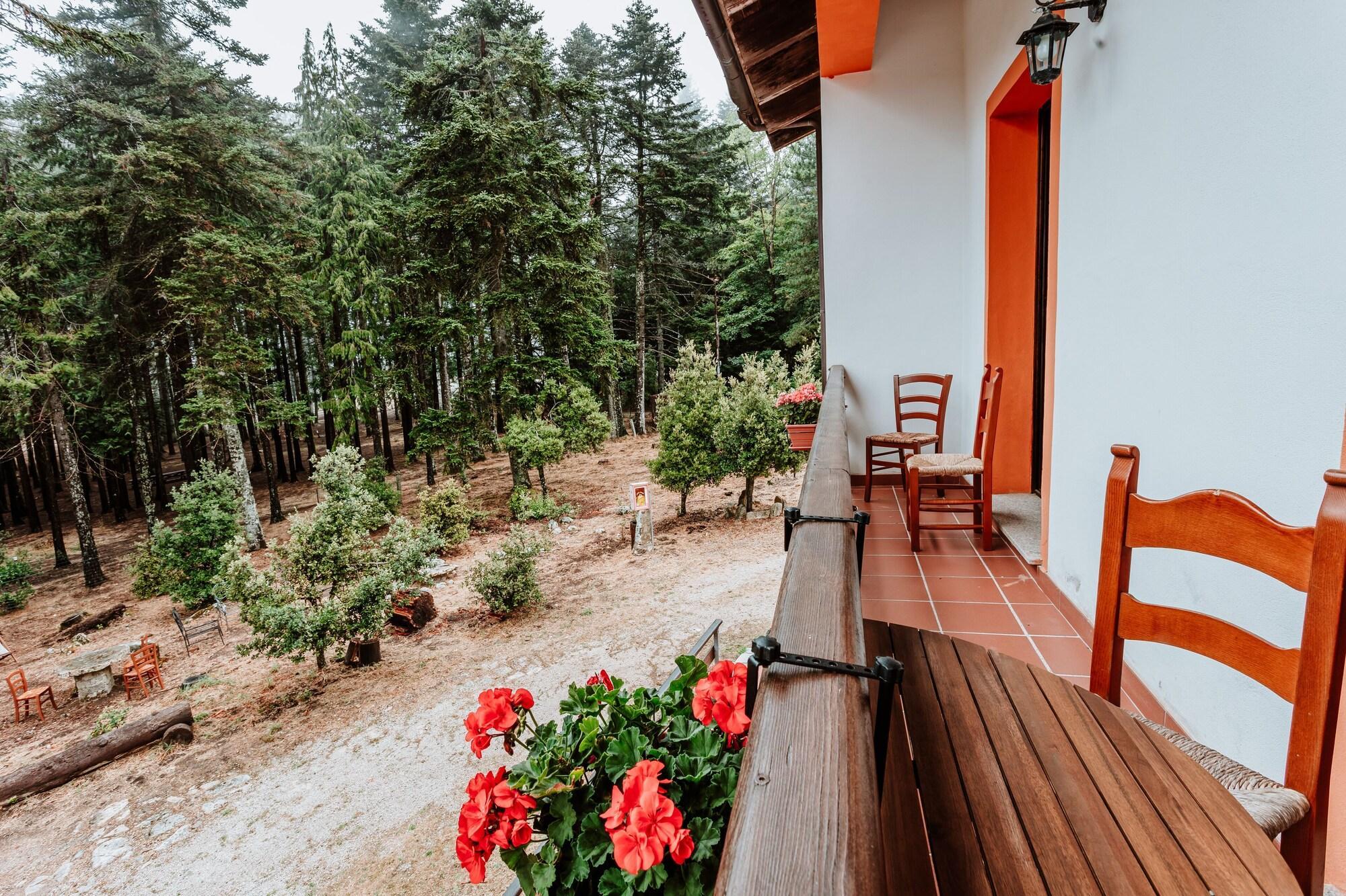 טמפיו פאוזניה Vallicciola Nature Hotel מראה חיצוני תמונה